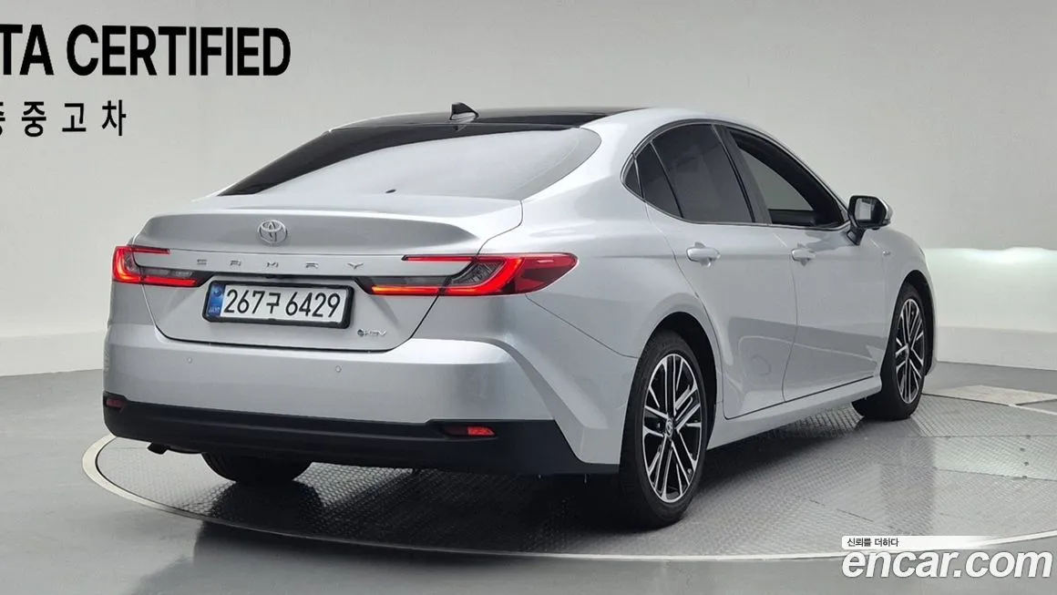 Toyota Camry 2025 из KR, фото 2