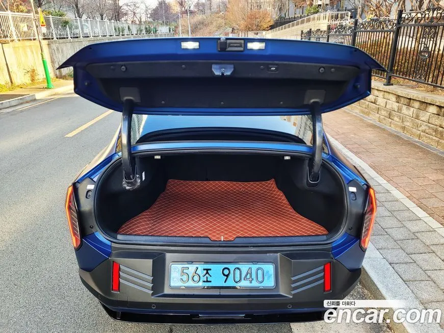 Kia EV4 2025 из KR, фото 8