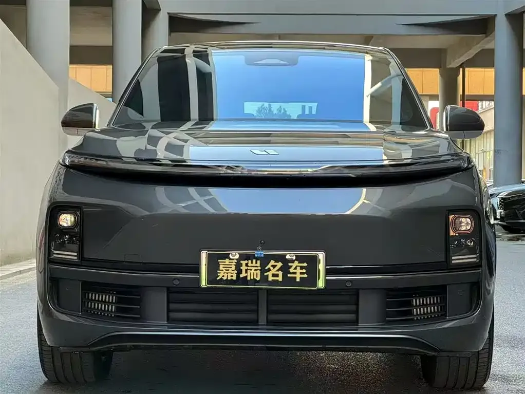 Li Auto L8 2023 из CN, фото 2