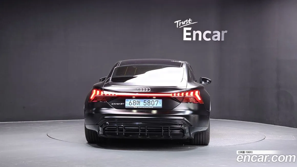 Audi e-tron GT 2022 из KR, фото 4