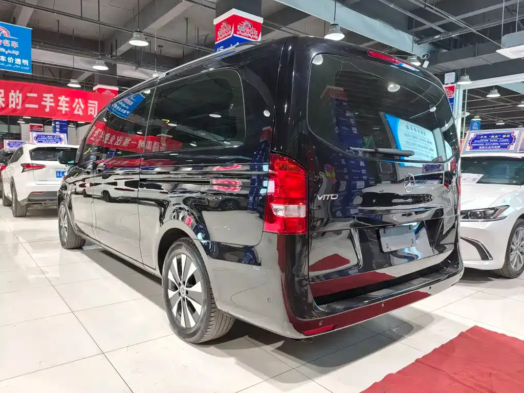 Mercedes-Benz Vito — фото 7