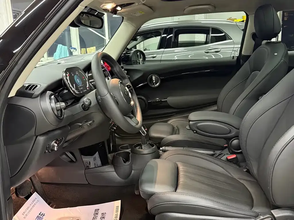 MINI Cooper (3-door) 2021 из CN, фото 9