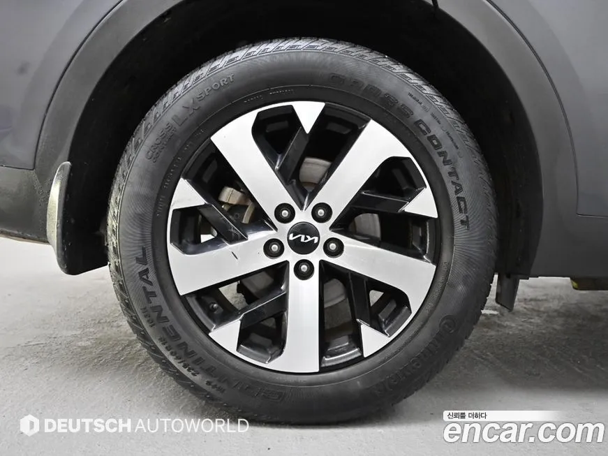 Kia Sorento — фото 5