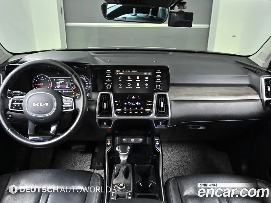 Kia Sorento — фото 7