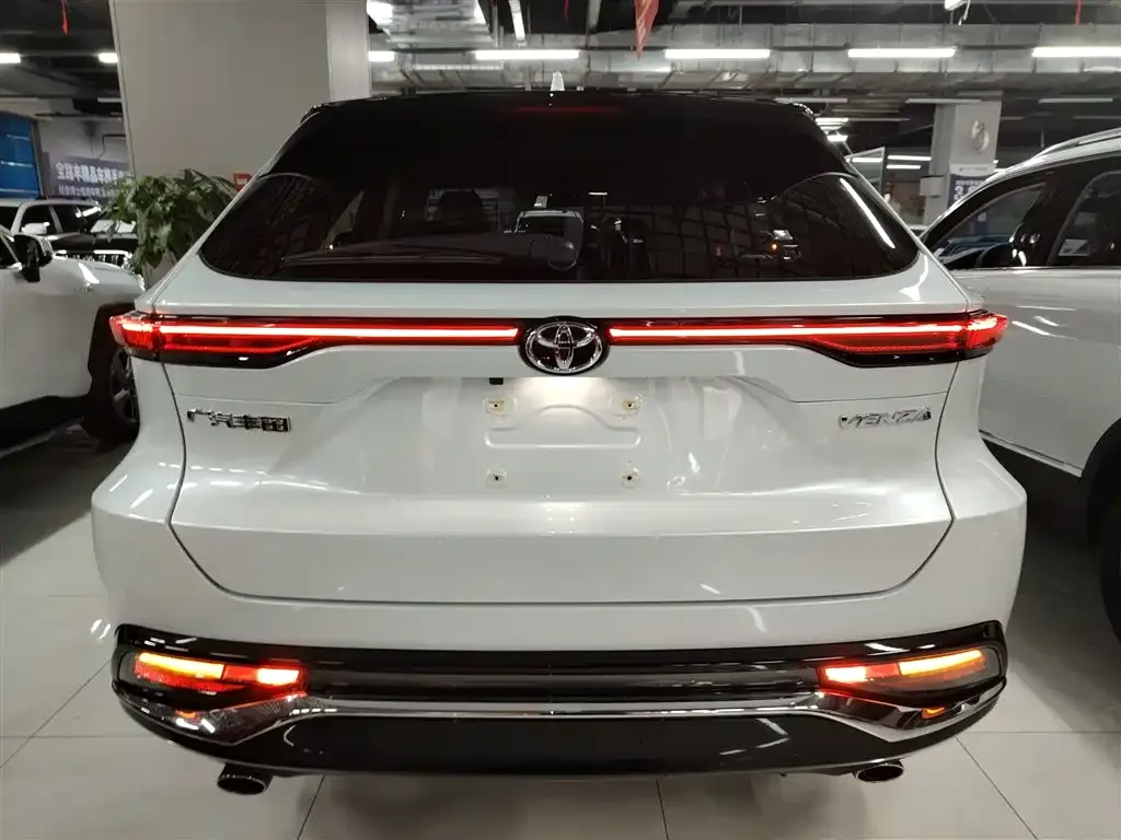 Toyota Venza — фото 6