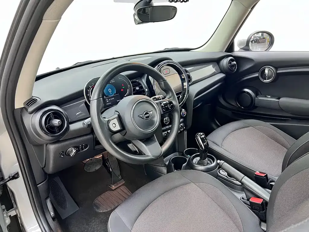 MINI Cooper (3-door) — фото 10