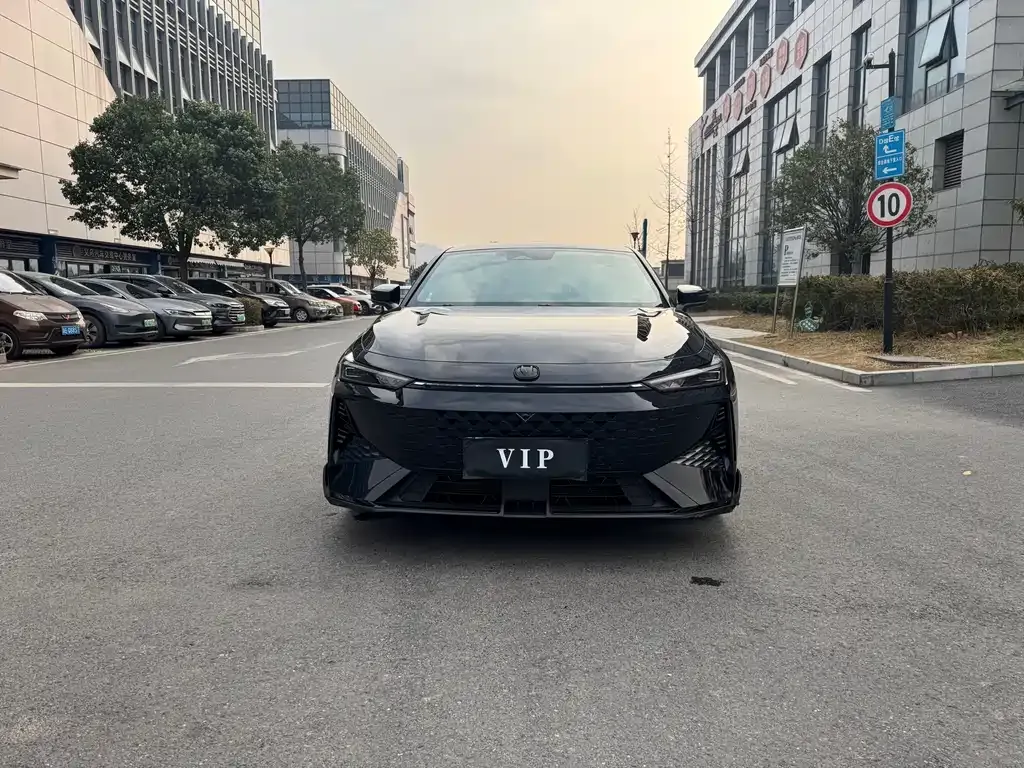 Changan UNI-V 2024 из CN, фото 3