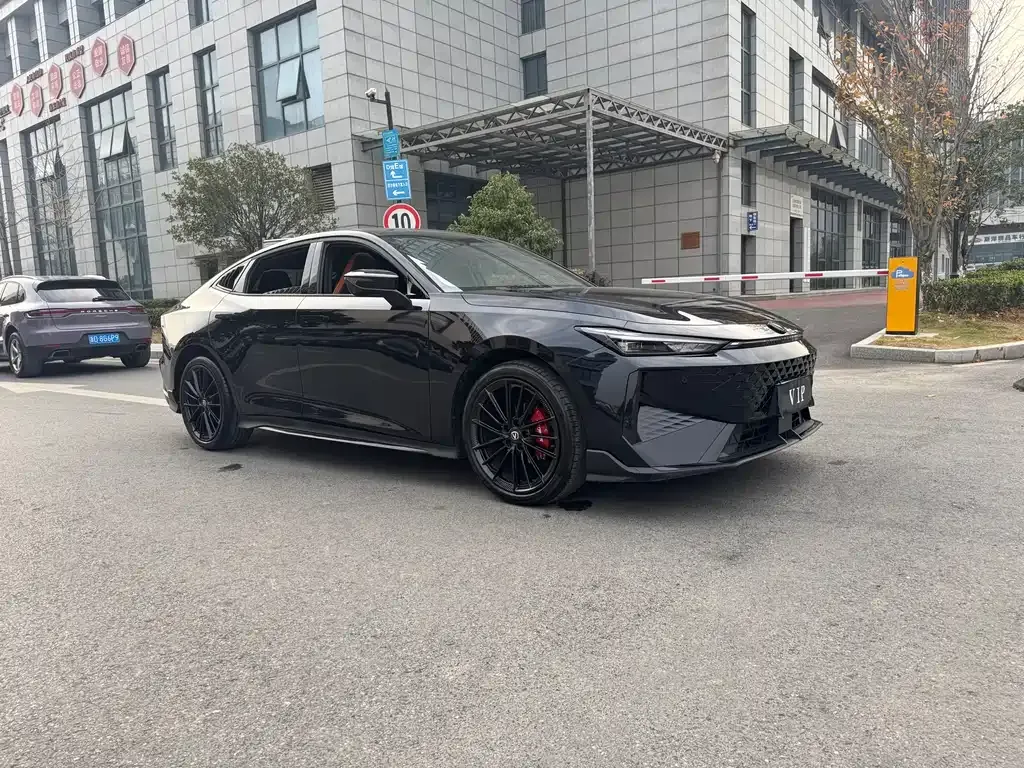 Changan UNI-V 2024 из CN, фото 4