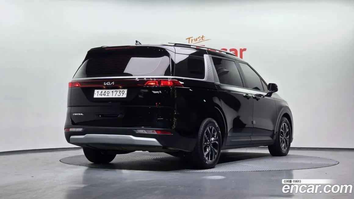 Kia Carnival 2023 из KR, фото 2