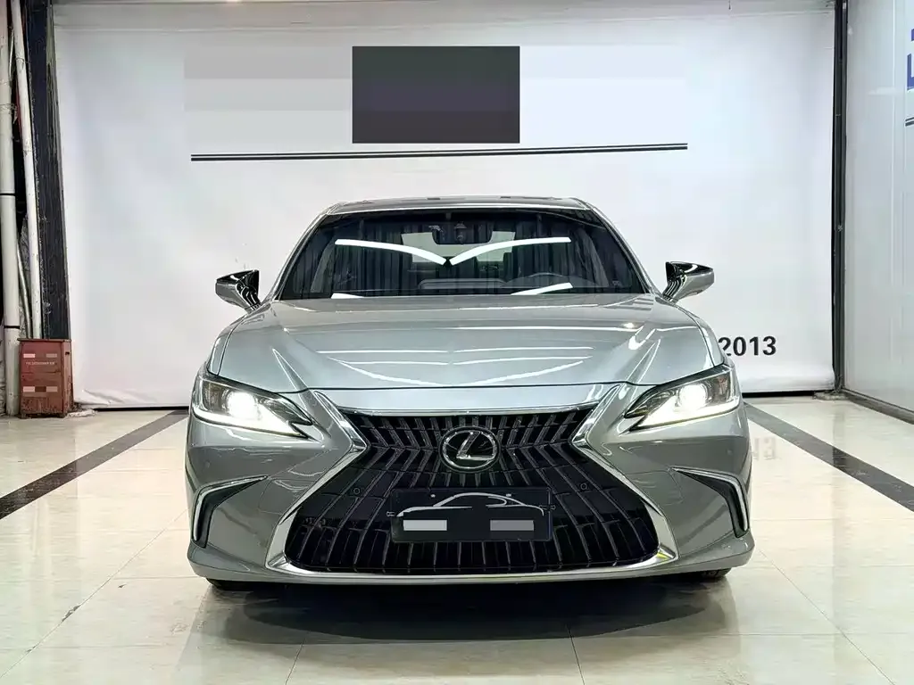 Lexus ES 2021 из CN, фото 2