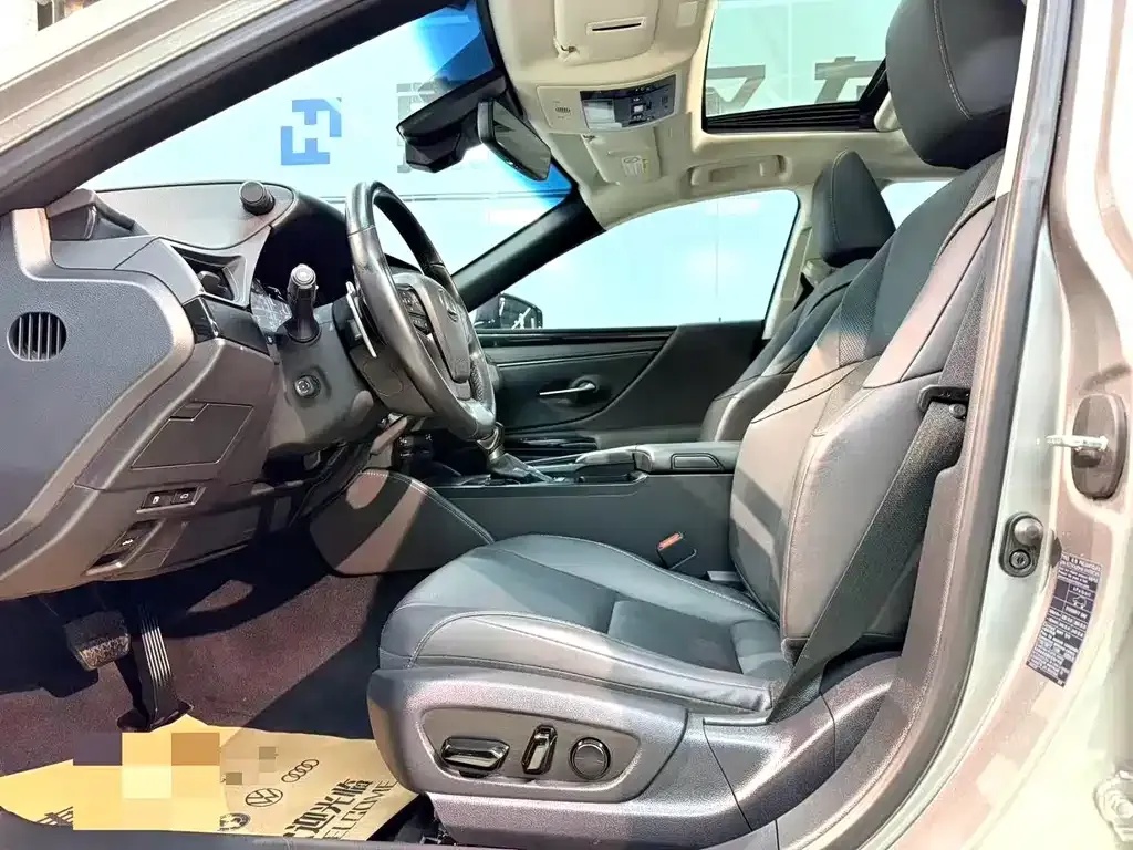 Lexus ES 2021 из CN, фото 4