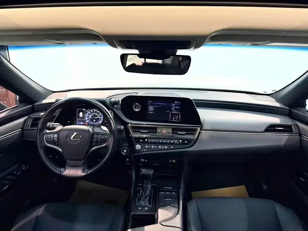 Lexus ES 2021 из CN, фото 5