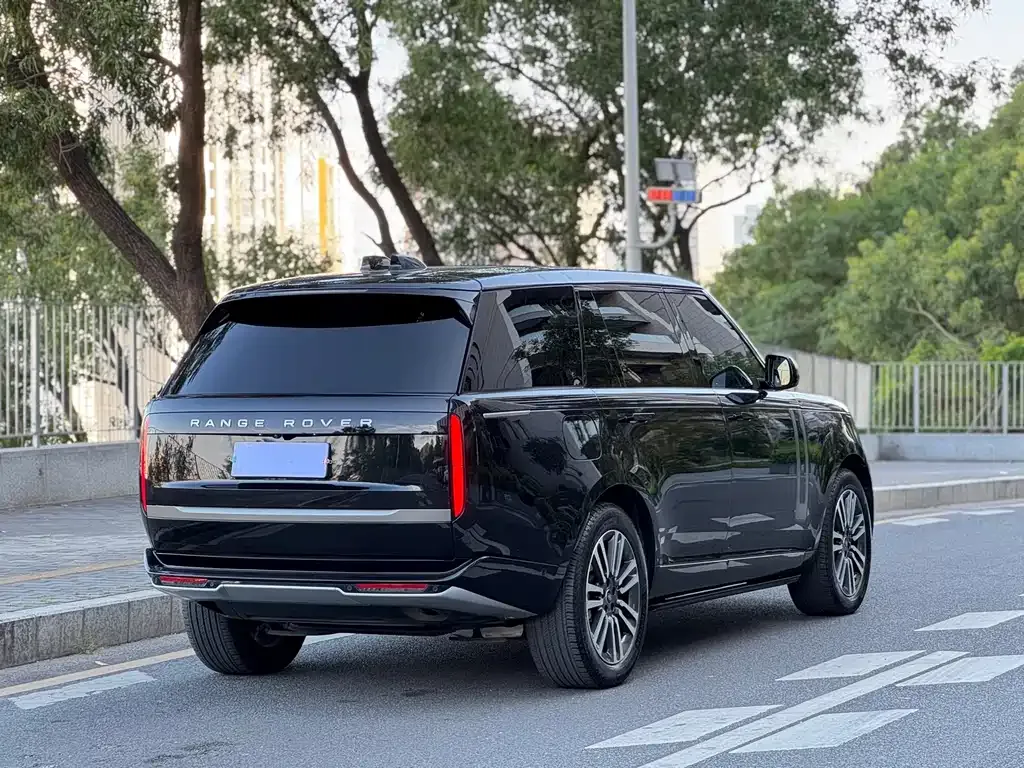 Land Rover Range Rover 2024 из CN, фото 3