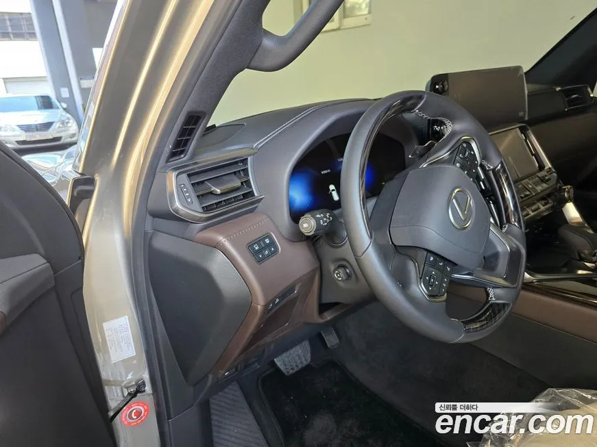 Lexus LX 2025 из KR, фото 6