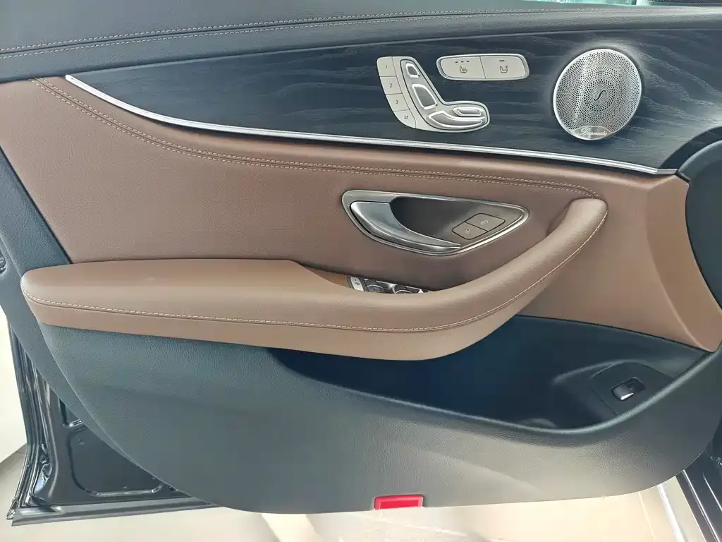 Mercedes-Benz E-Class 2021 из CN, фото 7