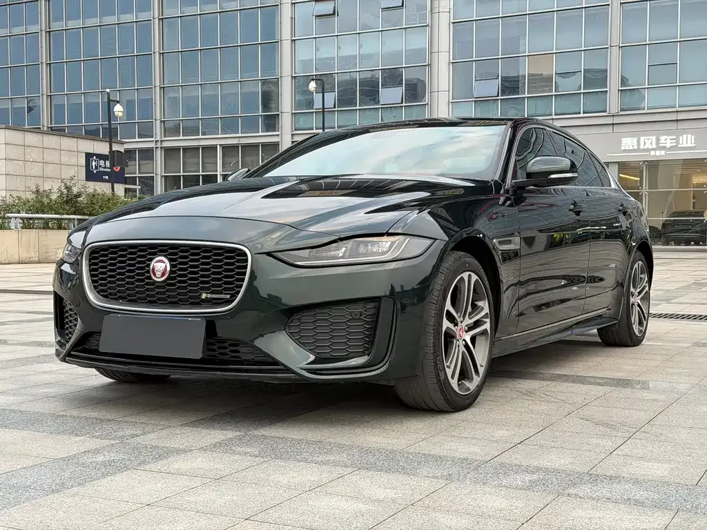 Jaguar XEL — фото 1