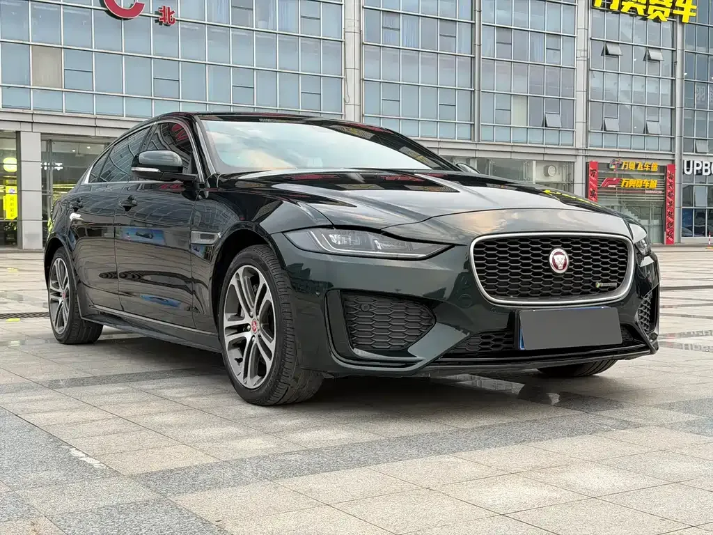 Jaguar XEL — фото 3
