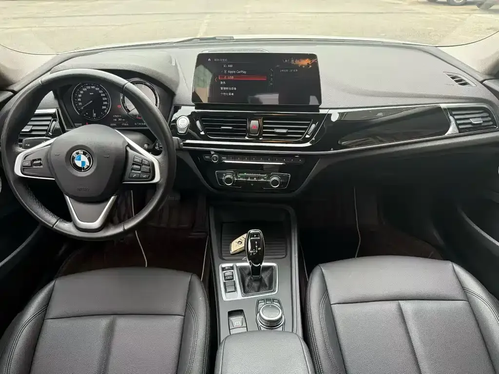 BMW 1 Series 2023 из CN, фото 7