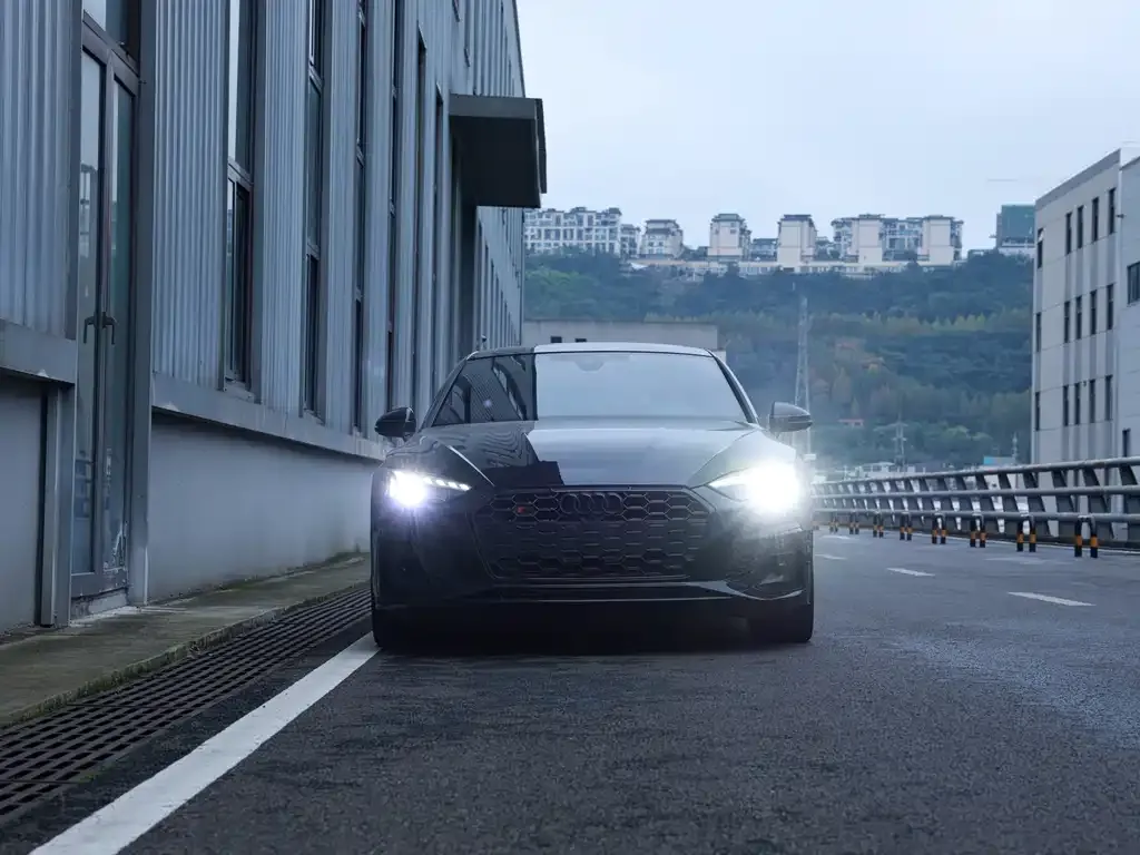 Audi S5 2024 из CN, фото 4
