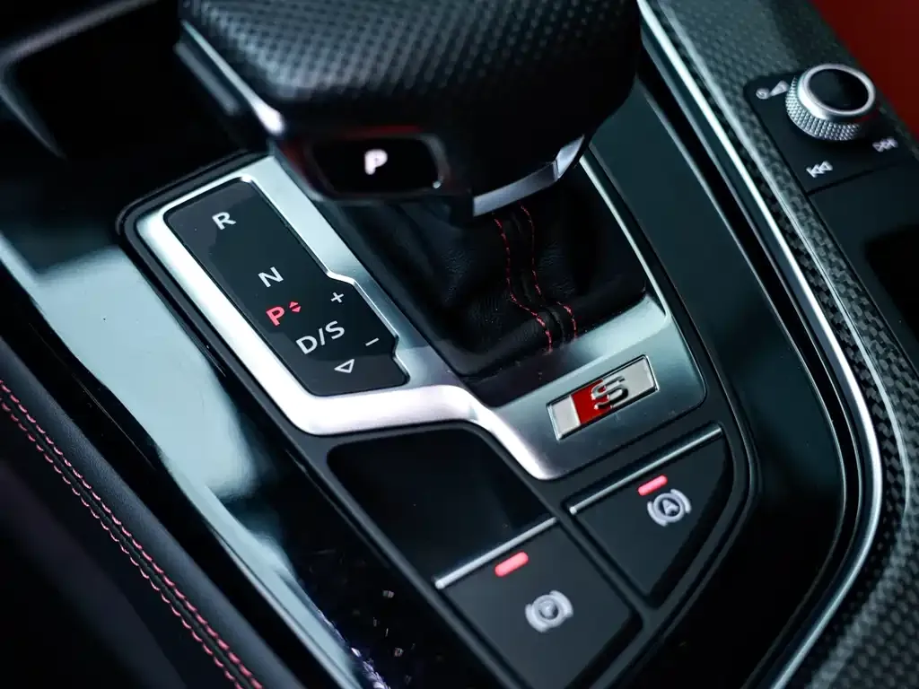 Audi S5 2024 из CN, фото 9