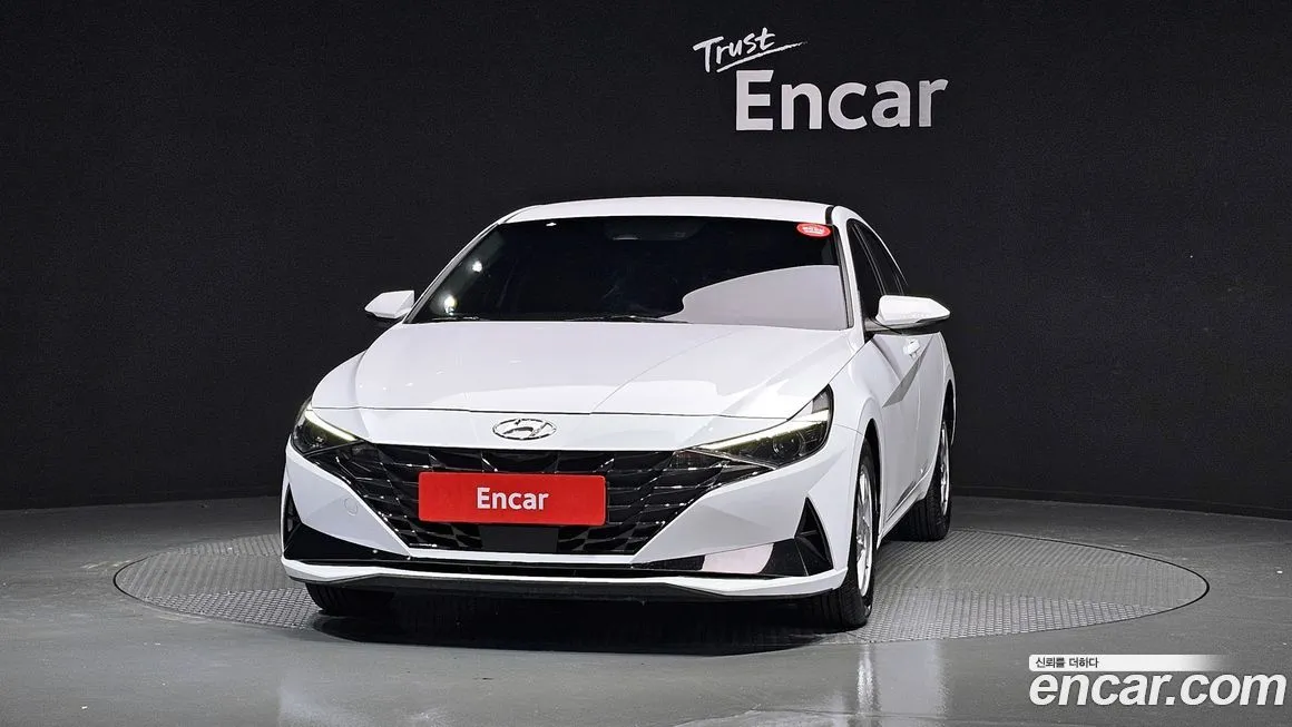 Hyundai AVANTE — фото 3