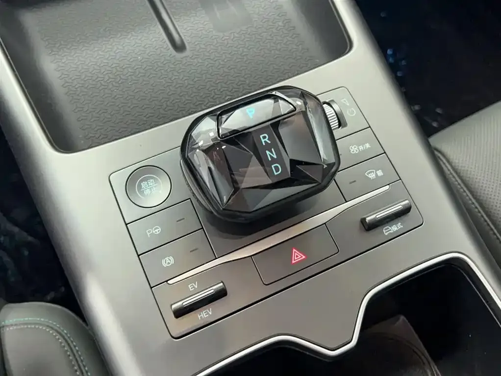 BYD Pro New Energy — фото 8