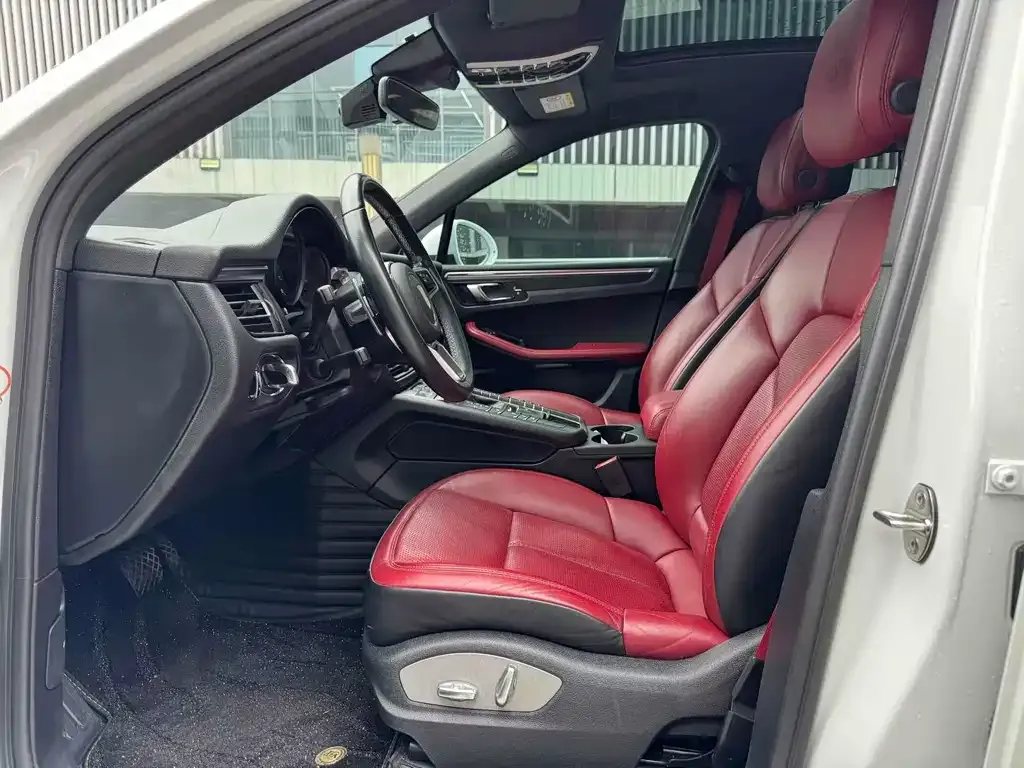 Porsche Macan 2021 из CN, фото 3