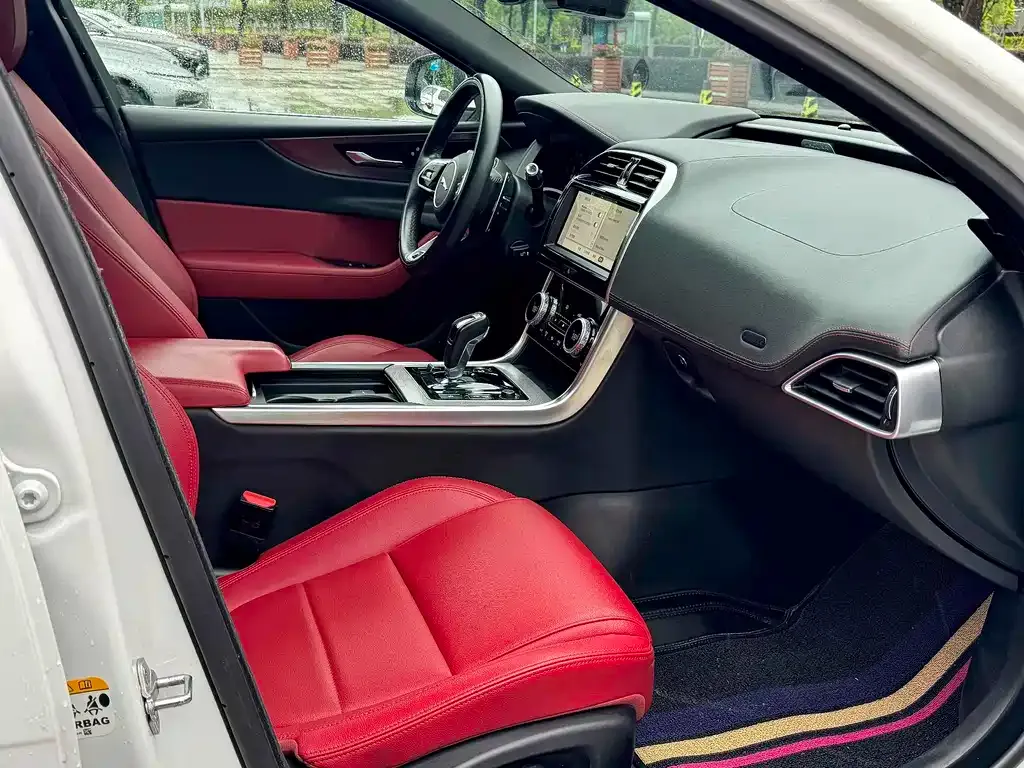 Jaguar XEL 2023 из CN, фото 8