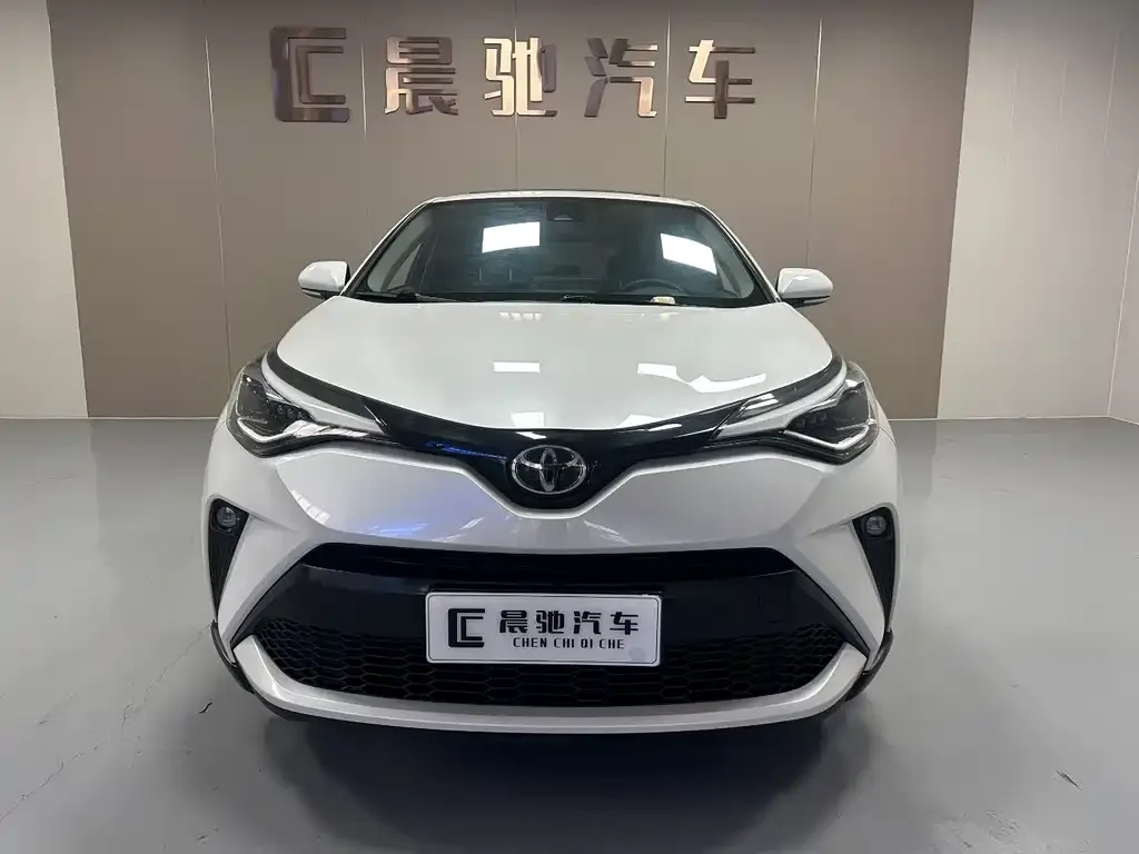 Toyota C-HR 2022 из CN, фото 2