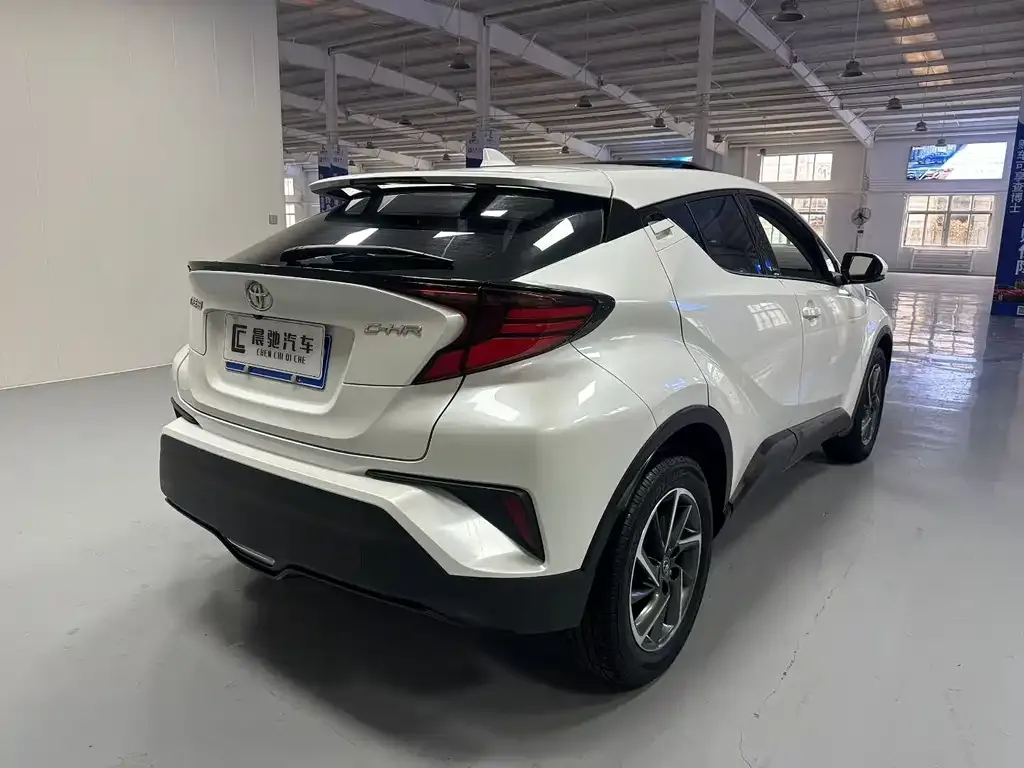 Toyota C-HR 2022 из CN, фото 4