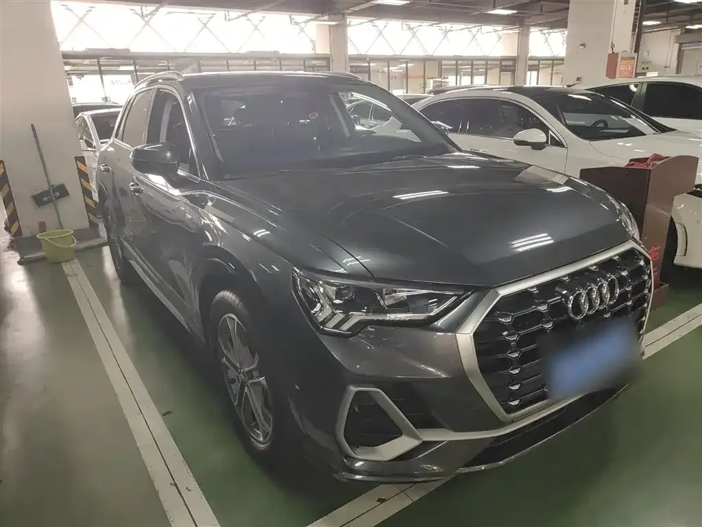 Audi Q3 2021 из CN, фото 4