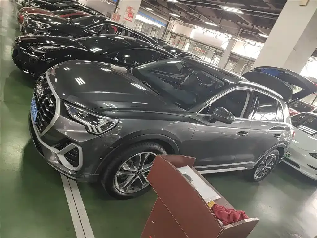 Audi Q3 2021 из CN, фото 5