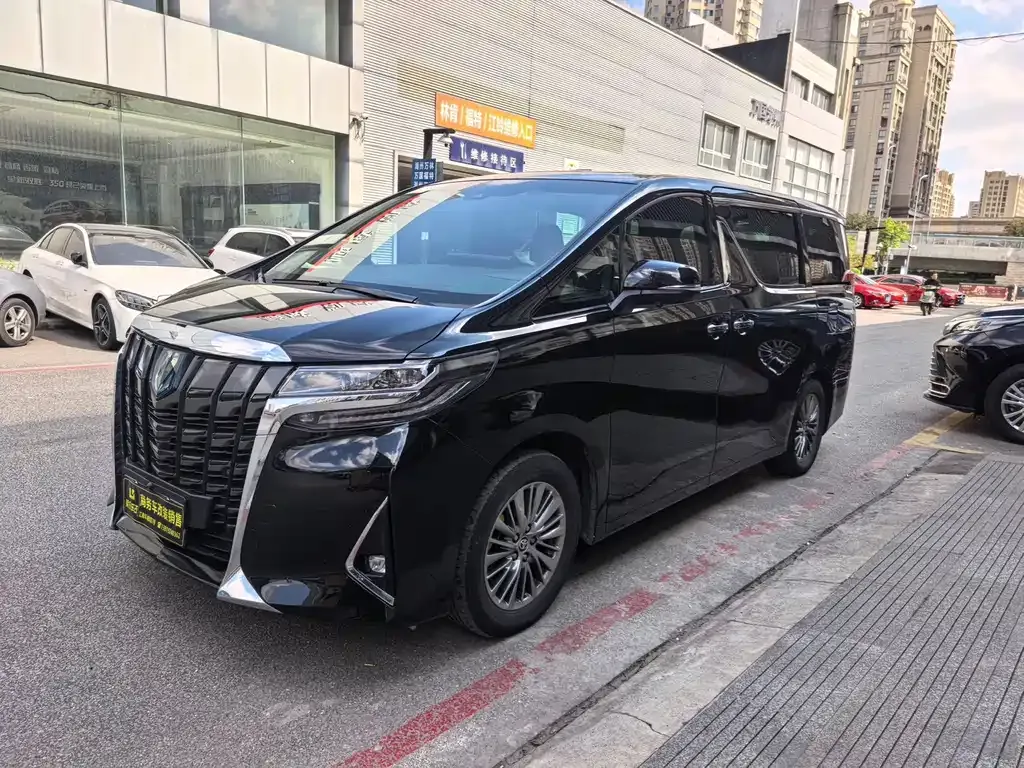Toyota Alphard 2022 из CN, фото 1