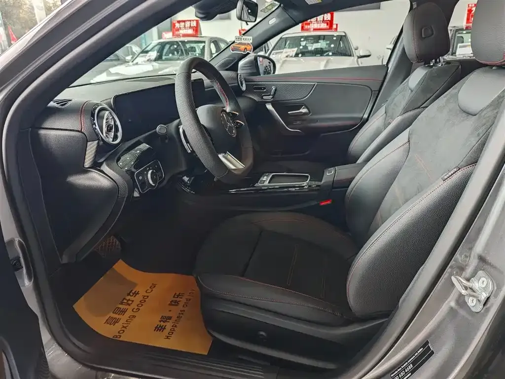 Mercedes-Benz A-Class 2025 из CN, фото 4