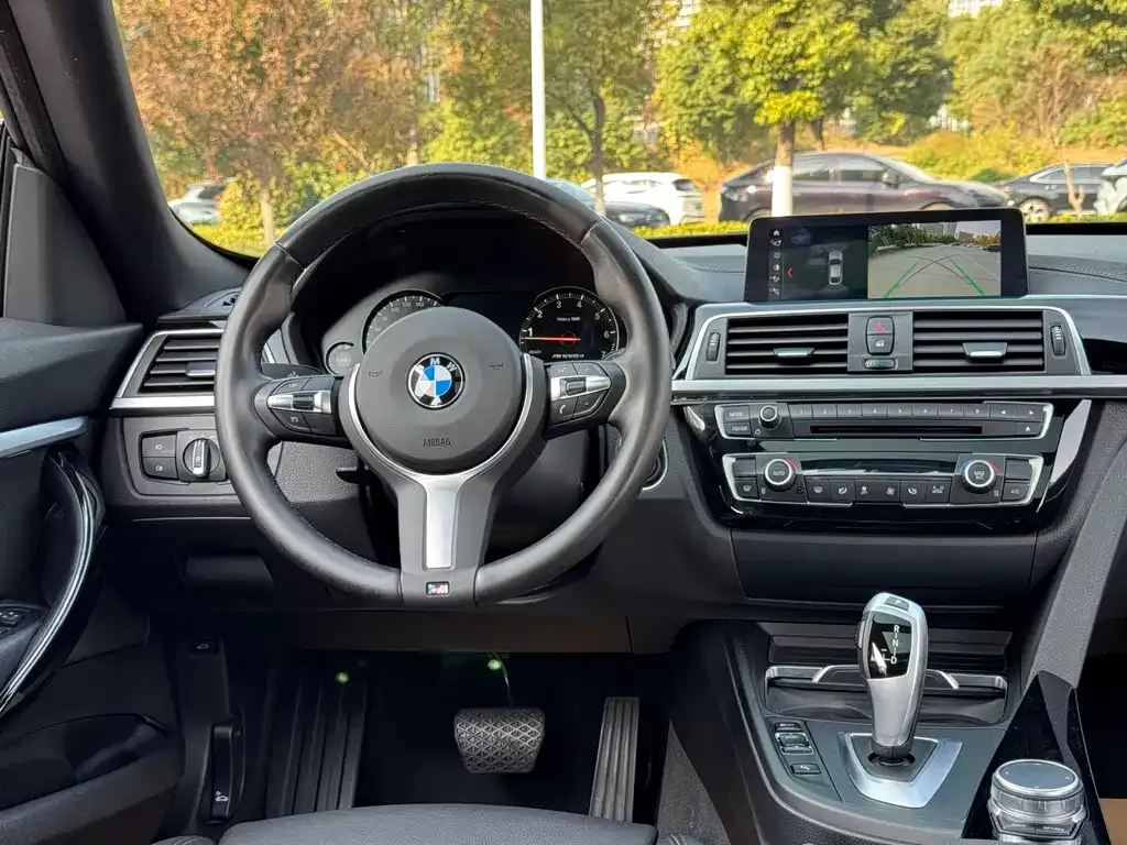 BMW 3 Series GT 2021 из CN, фото 9
