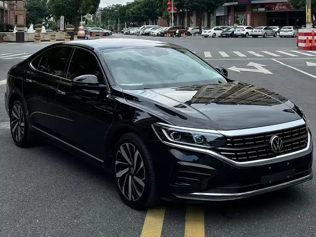 Volkswagen Passat 2021 из CN, фото 1