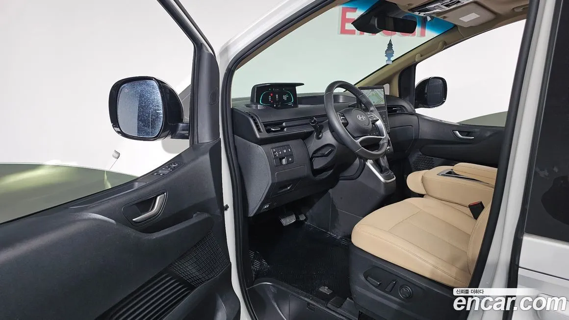 Hyundai Staria 2025 из KR, фото 10