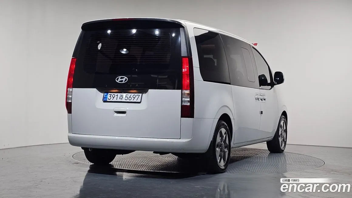 Hyundai Staria 2025 из KR, фото 2