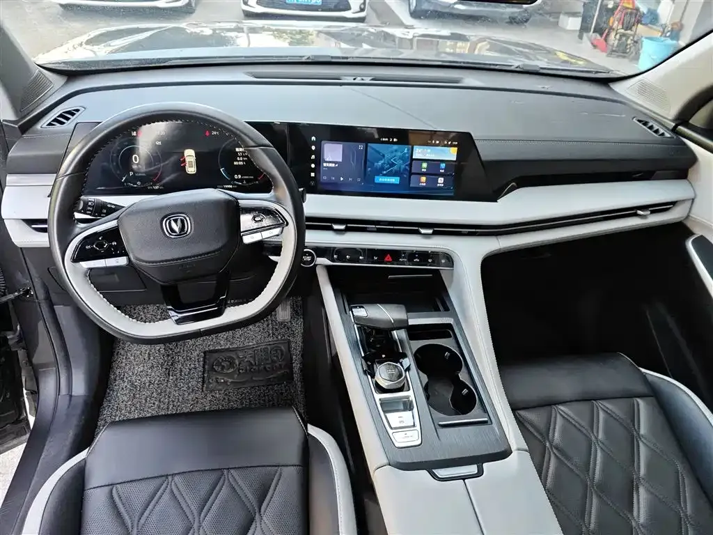 Changan CS75PLUS — фото 10