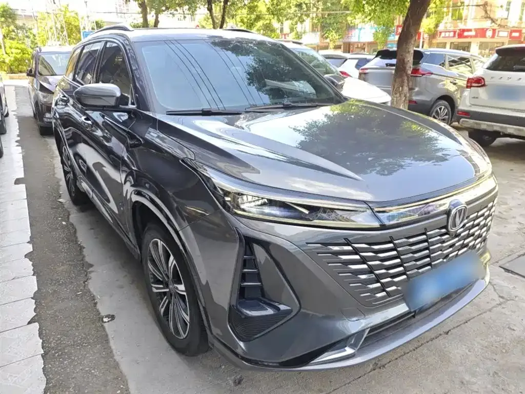 Changan CS75PLUS — фото 4
