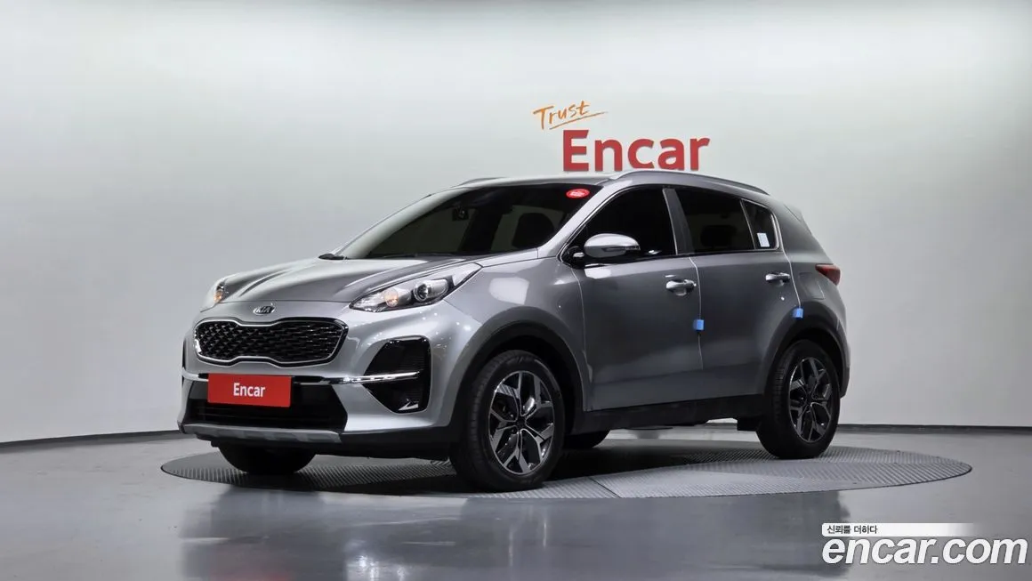 Kia Sportage — фото 1