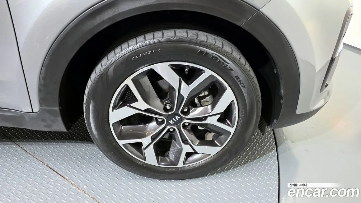 Kia Sportage — фото 5
