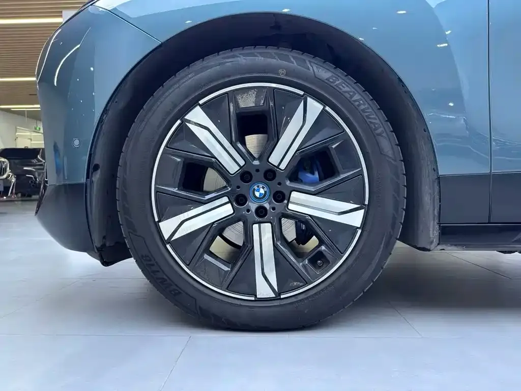 BMW iX 2024 из CN, фото 9