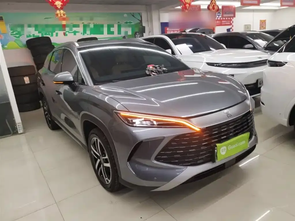 BYD L DM-i — фото 4