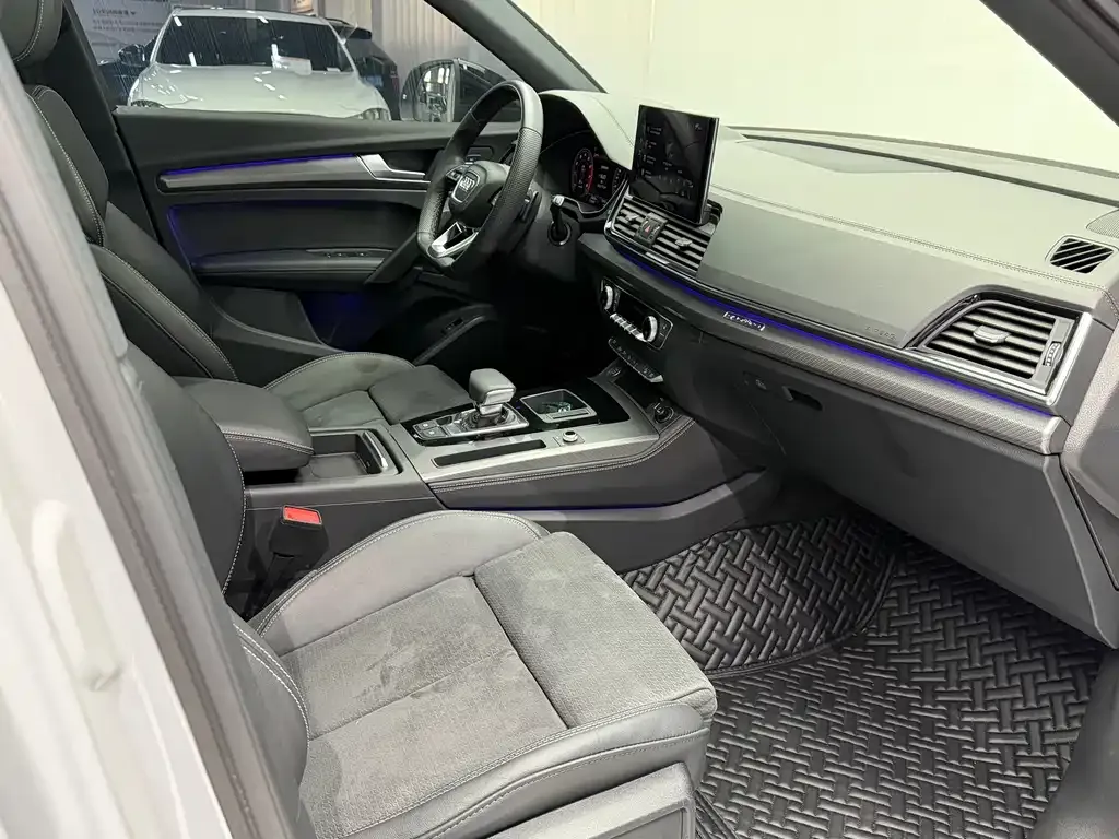 Audi Q5L Sportback 2024 из CN, фото 10