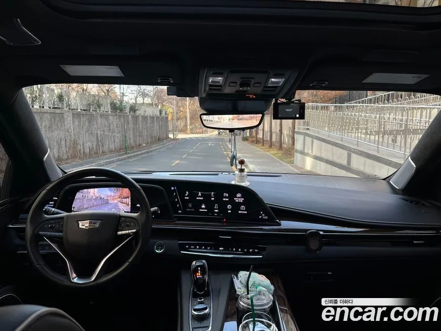 Cadillac Escalade 2022 из KR, фото 6