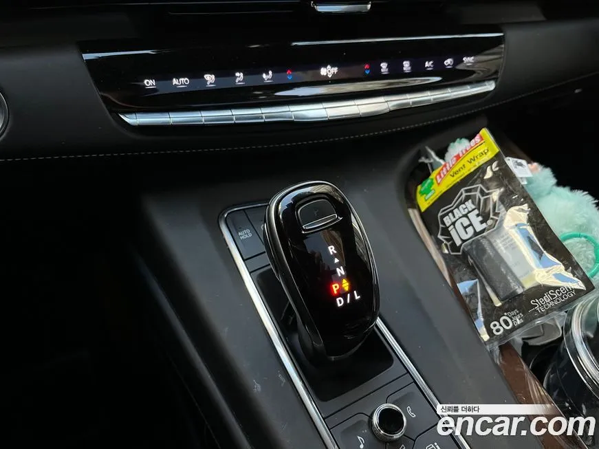 Cadillac Escalade 2022 из KR, фото 8