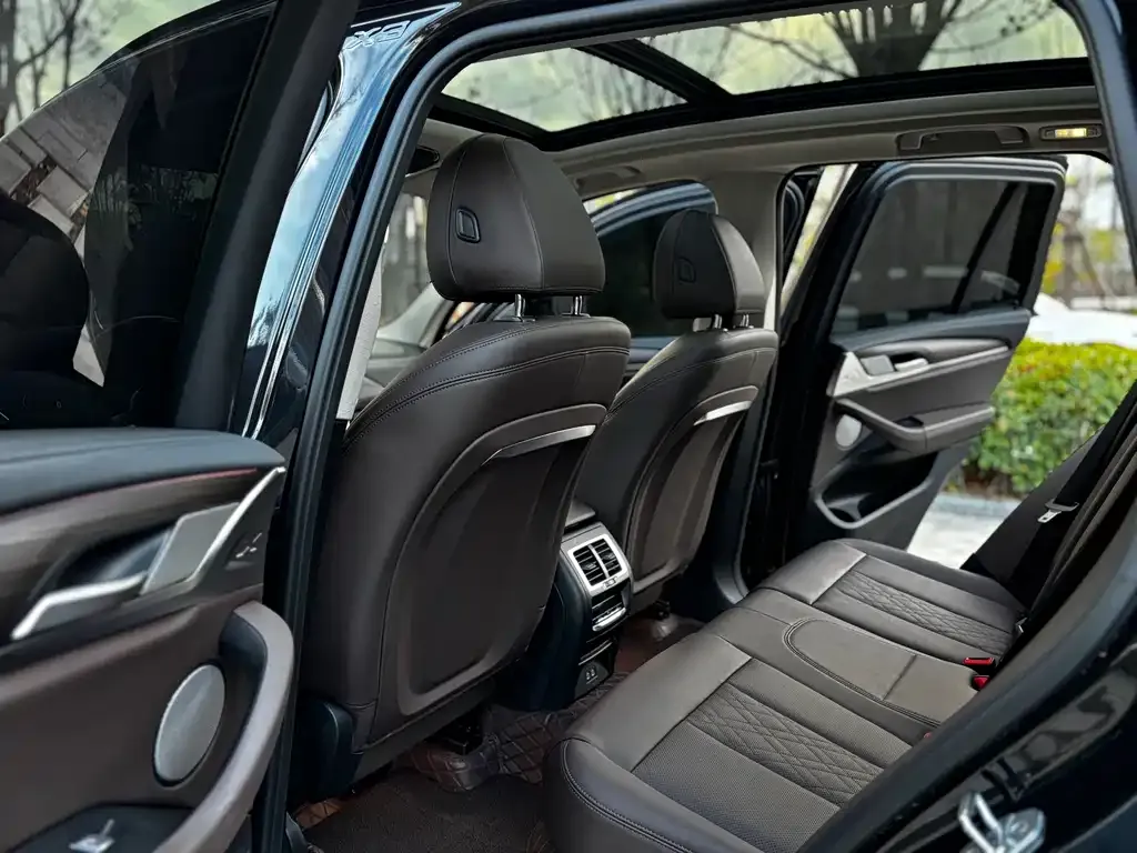 BMW X3 2023 из CN, фото 6