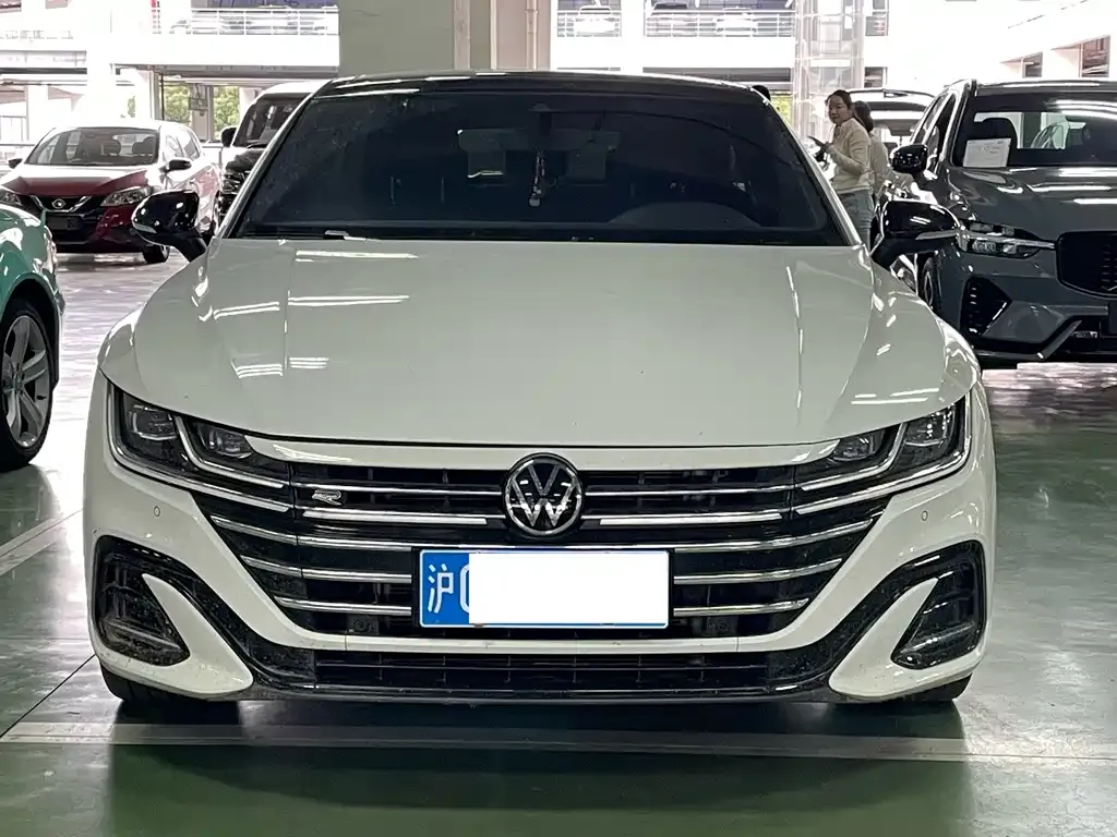 Volkswagen CC 2022 из CN, фото 2