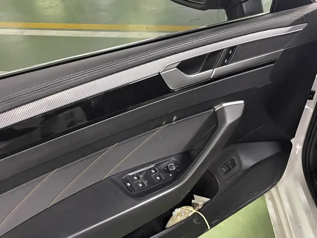 Volkswagen CC 2022 из CN, фото 5